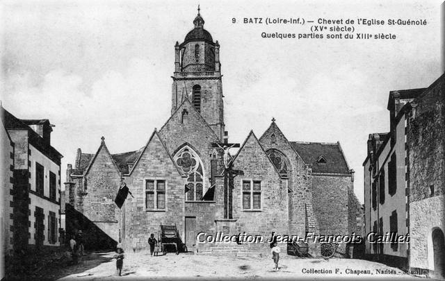 9 Batz Loire-Inf.) - Chevet de l'Eglise St-Guénolé (XVe siècle) Quelques parties sont du XIIIe siècle