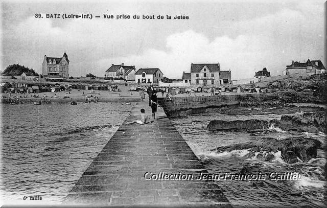 39. Batz ( Loire-Inf.) - Vue prise du bout de la Jetée