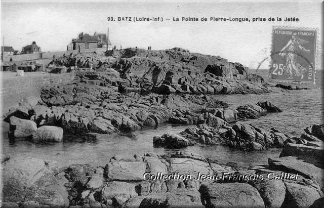 93. a Pointe de Pierre-Longue, prise de la jetée