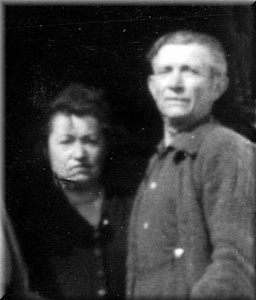 Photographie de Louise Rivet et L&eacute;on Lambert vers 1960.